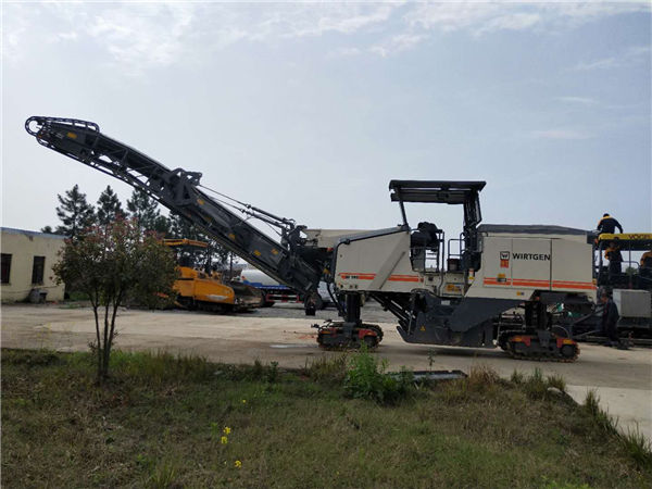 銑刨機(jī)-維特根W195